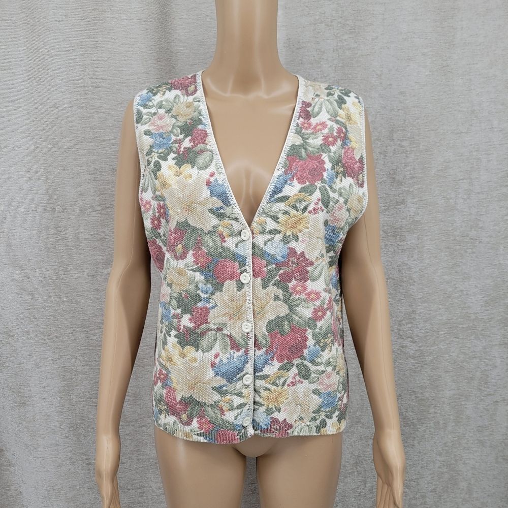 Cape Isle Knitters Vintage Floral Knit Button Up Vest Cottagecore Grandmacore